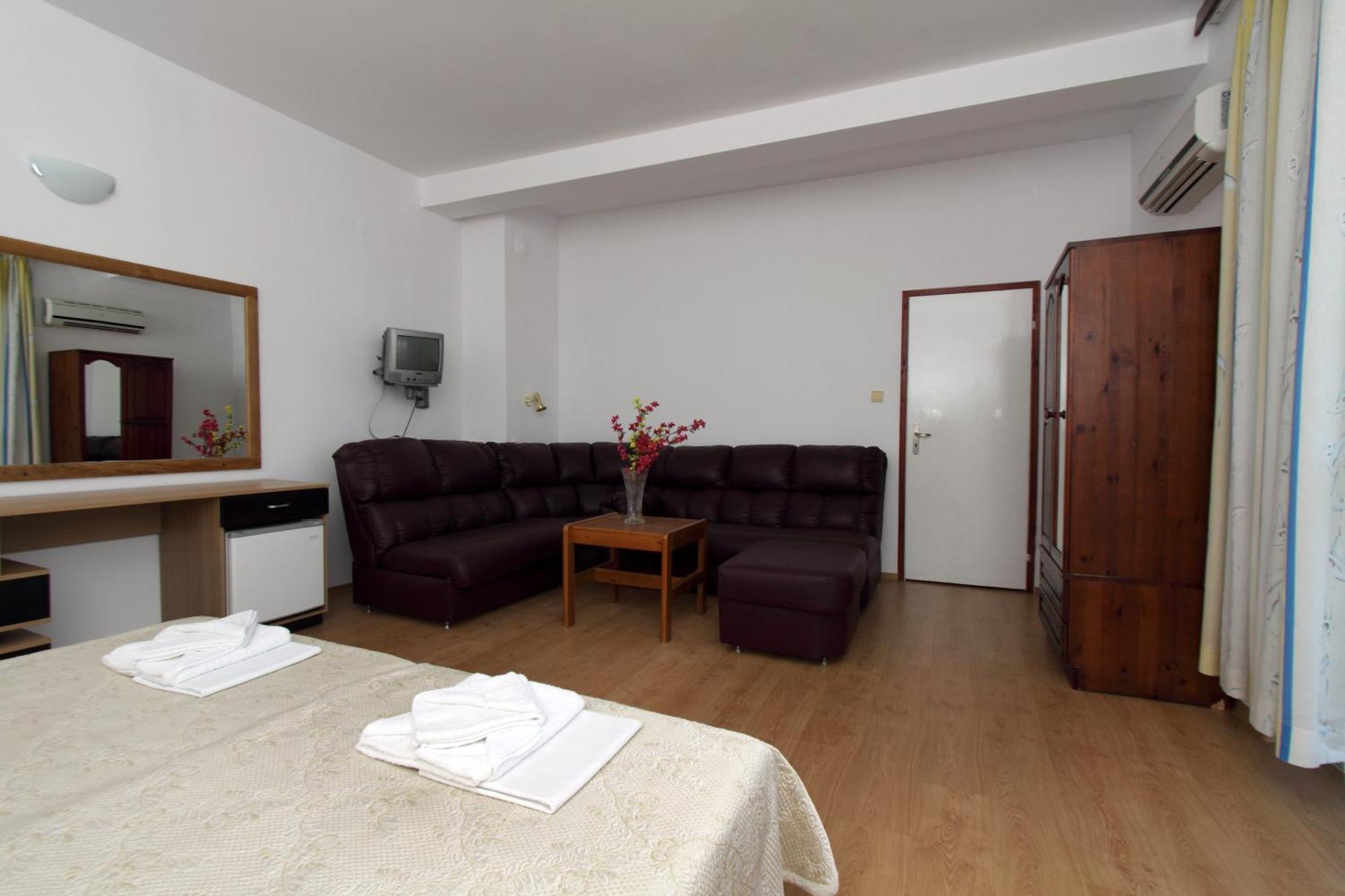 Family Hotel Verona Süzebolu Dış mekan fotoğraf